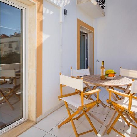 Bright 1Bdr Apartment W/Balcony By Lovelystay Vila Real de Santo António Esterno foto