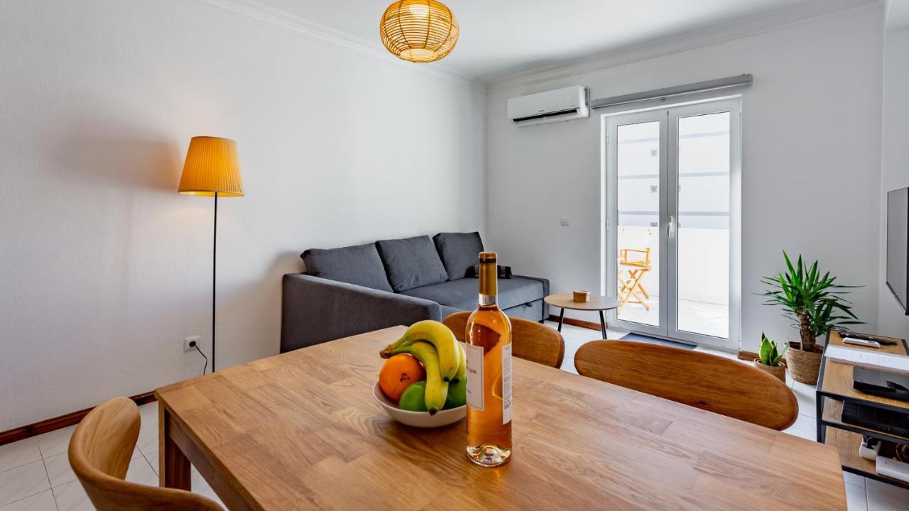 Bright 1Bdr Apartment W/Balcony By Lovelystay Vila Real de Santo António Esterno foto