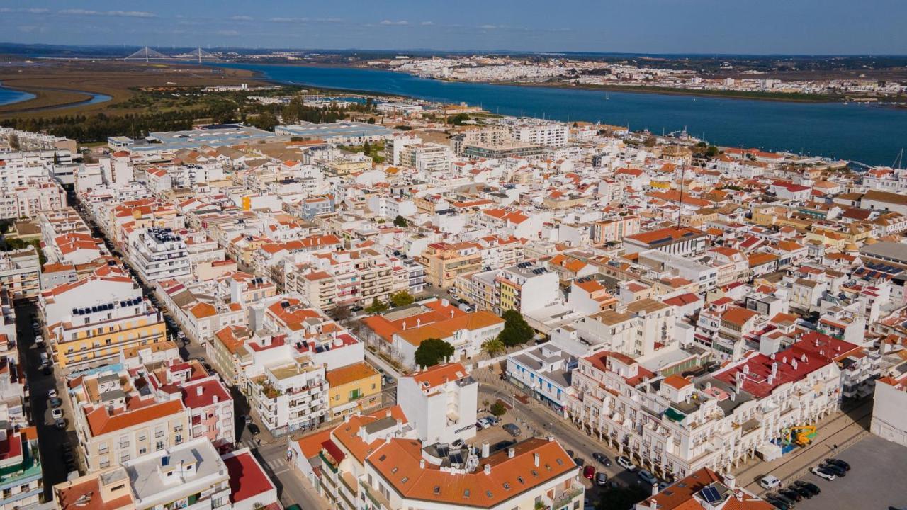 Bright 1Bdr Apartment W/Balcony By Lovelystay Vila Real de Santo António Esterno foto