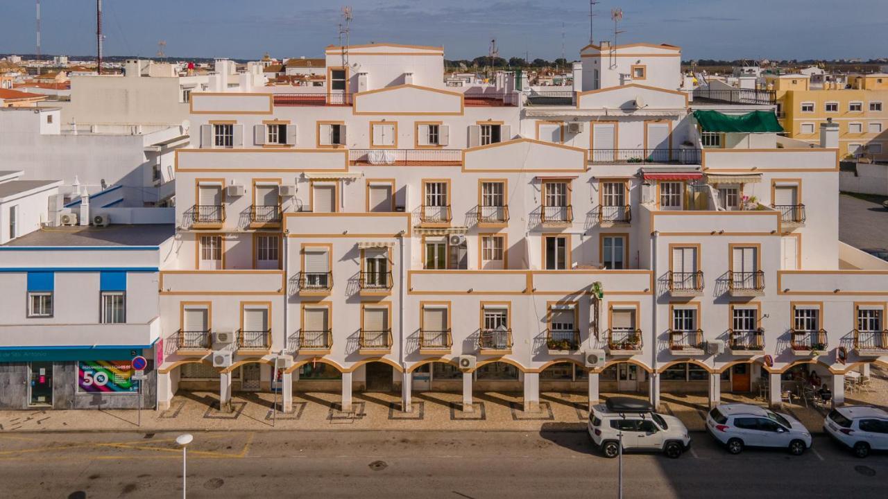 Bright 1Bdr Apartment W/Balcony By Lovelystay Vila Real de Santo António Esterno foto